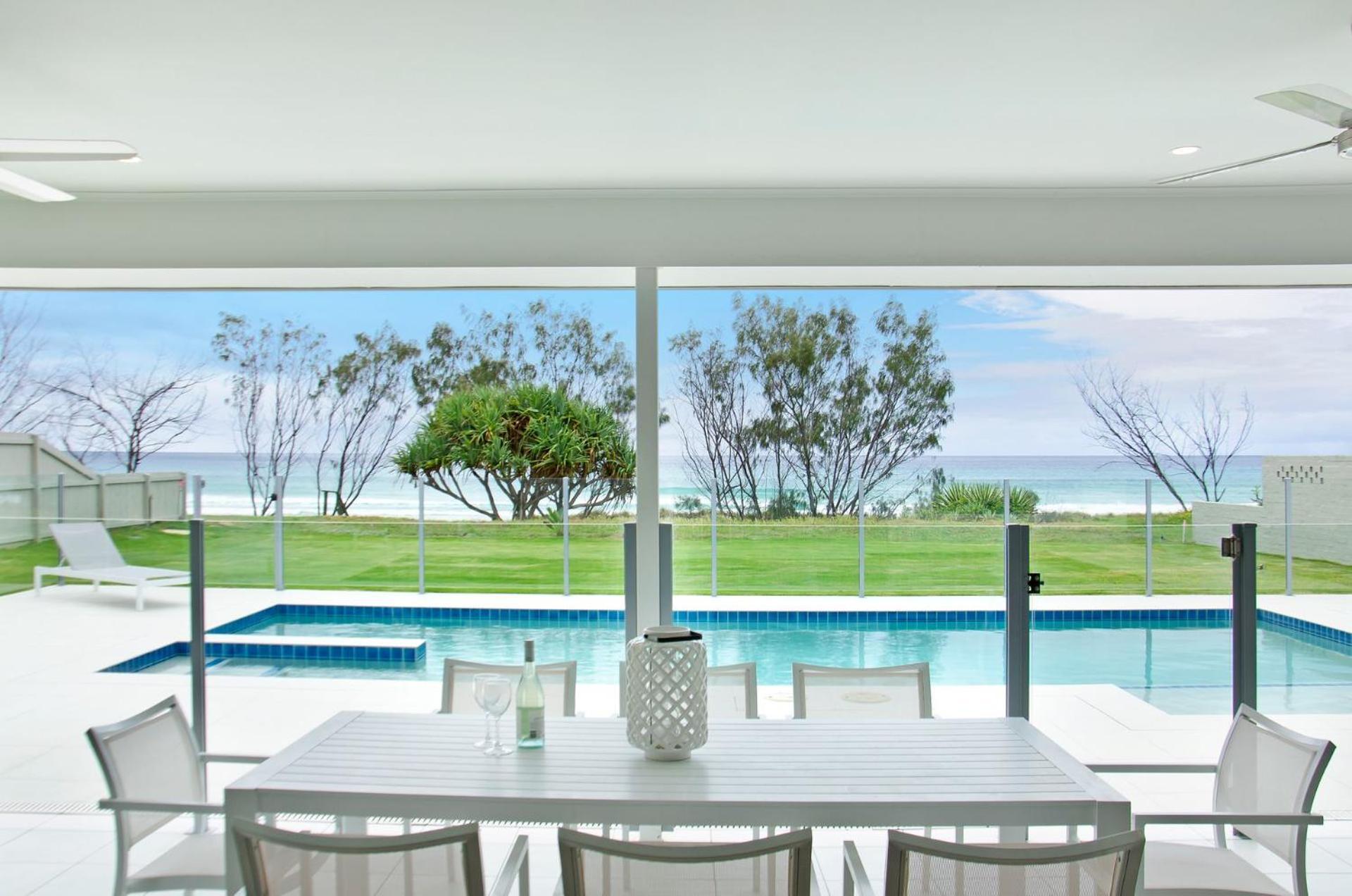 Sentosa On Tugun - Beachfront 5 Bedroom Gold Coast Zewnętrze zdjęcie
