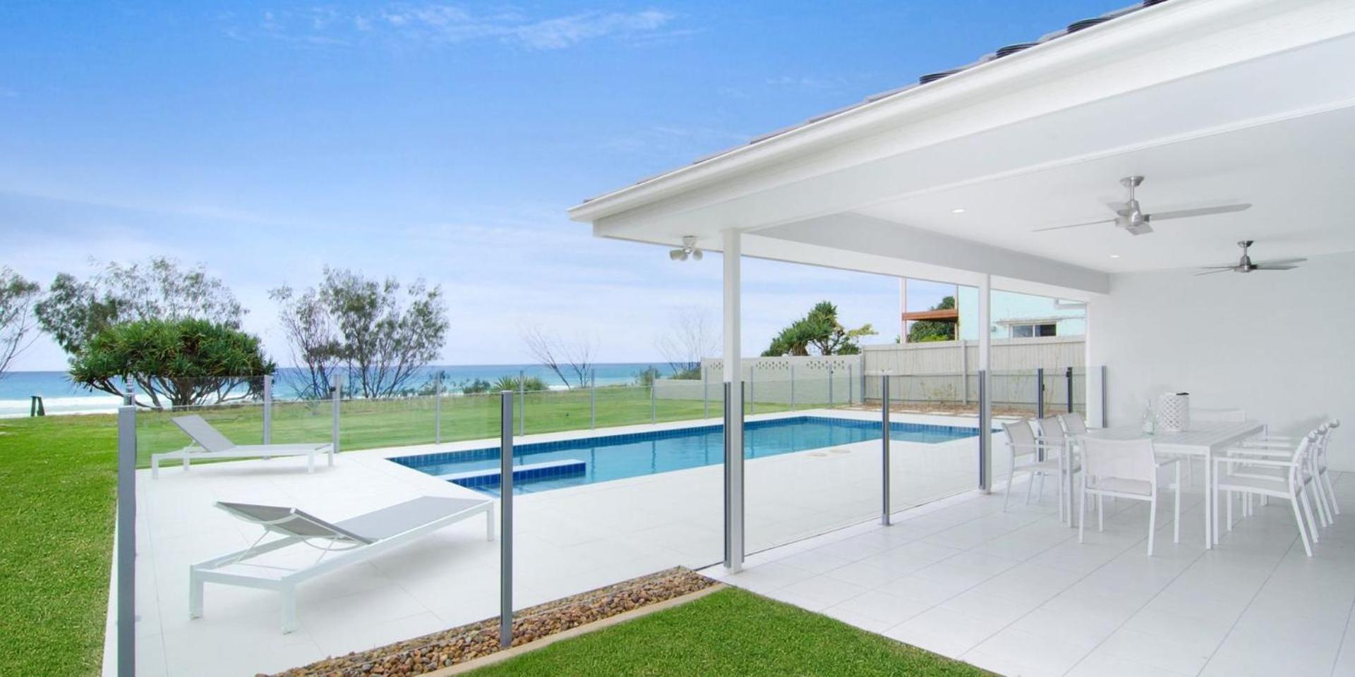 Sentosa On Tugun - Beachfront 5 Bedroom Gold Coast Zewnętrze zdjęcie